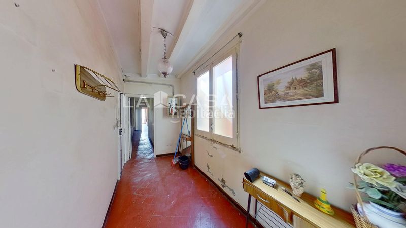 Foto 43f2755c-1752-4762-8491-b2d08e9abe77. Àtic a Raval Barcelona