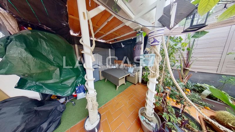 Foto 556a8fdd-fd54-449e-9368-741afa37cfa6. Ático en Carmel Barcelona