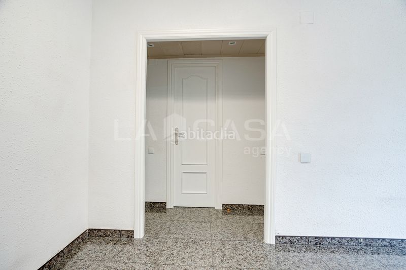 Foto 209f82d5-32c9-461d-bce2-7486934f2960. Pis a Provençals del Poblenou Barcelona