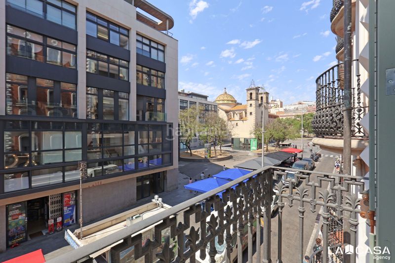 Foto 3d5f91e6-5718-466d-ae02-5f2caf9ba281. Piso en Raval Barcelona
