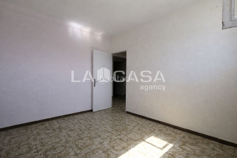 Foto acf64546-66bd-4313-8bc7-b308509b6186. Pis a La Verneda - La Pau Barcelona