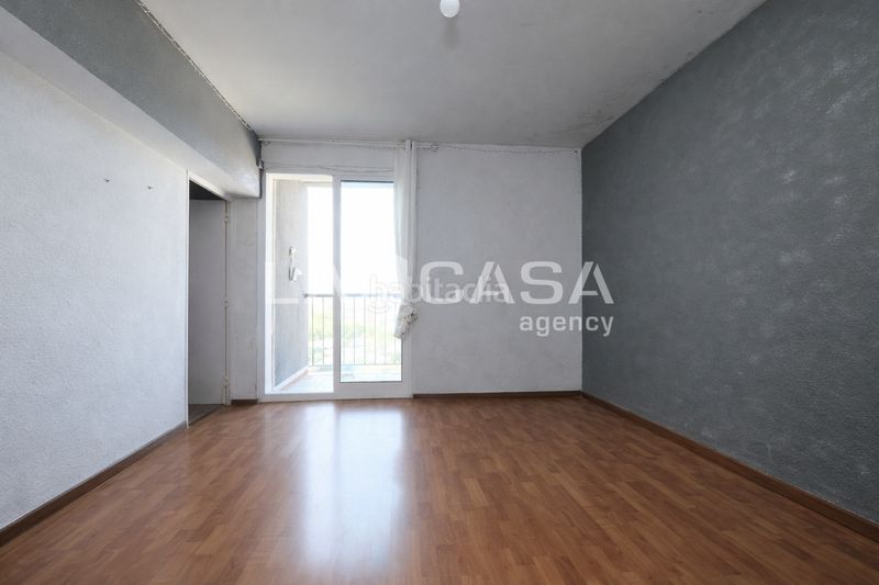 Foto e3e0c911-6b55-4778-ae68-d10065ecb254. Pis a La Verneda - La Pau Barcelona