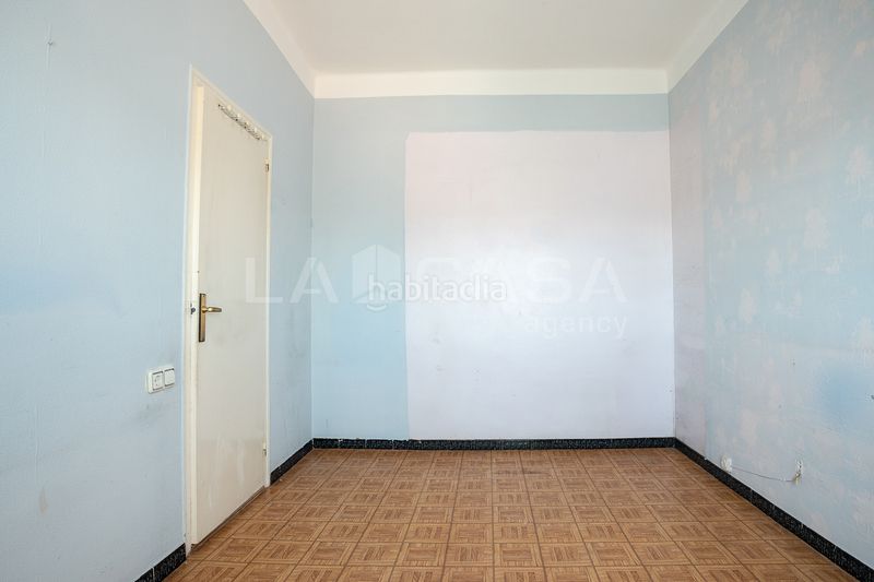 Foto 560fa3ce-be76-49e3-880f-cf669a251415. Pis a Provençals del Poblenou Barcelona