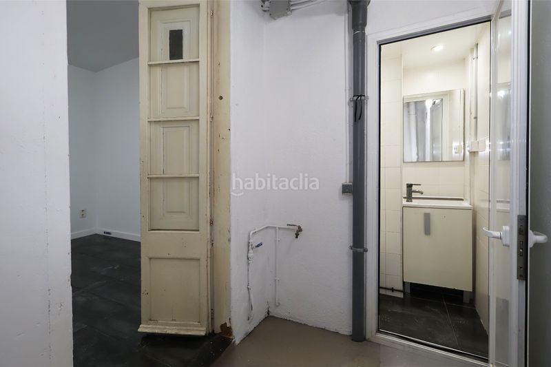 Foto 8f8bba9b-8d7f-4021-a057-2d8854410621. Local comercial a St. Pere - Sta. Caterina - El Born Barcelona