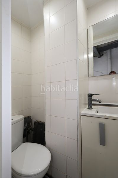 Foto d0eb3fcd-2715-4d93-ac22-1d049e5d225b. Local comercial a St. Pere - Sta. Caterina - El Born Barcelona