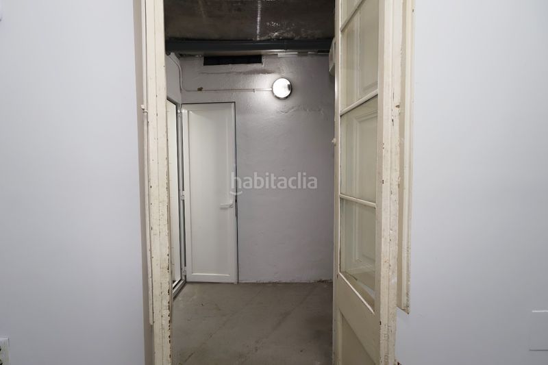 Foto fd3a8e19-d6e6-4baf-b8a1-afa8e6da1c0a. Local comercial a St. Pere - Sta. Caterina - El Born Barcelona
