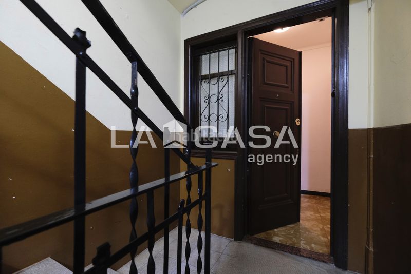 Foto 1c3426bf-187d-477f-9fe3-c54dc57b7d2d. Pis a Vilapicina - Torre Llobeta Barcelona