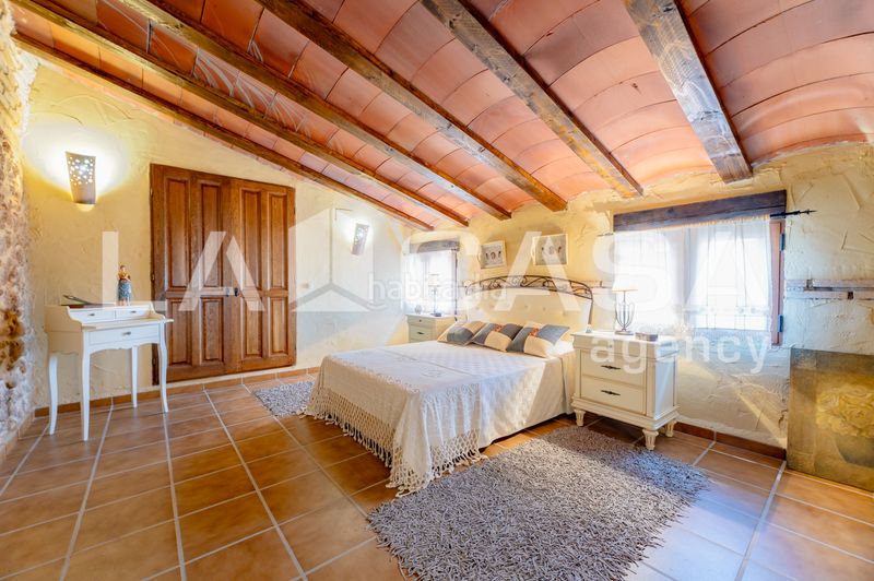Foto ce307987-5302-4780-bbbb-73af1076d4bd. Casa en Requena