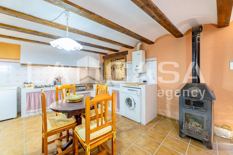 Foto e024a235-4808-4f58-a3e3-e20b2ccc2d7b. Casa en Requena