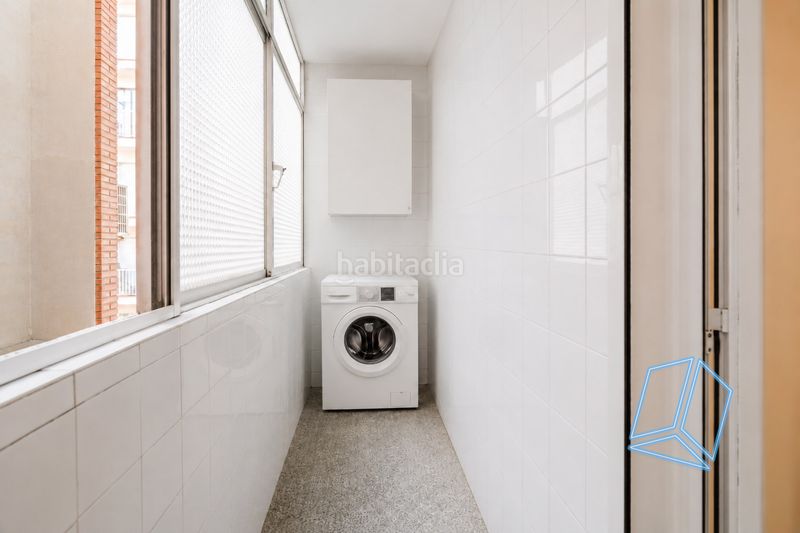 Foto 9a9ff169-f040-48d9-8663-93a1d503863d. Piso en Centre Cornellà de Llobregat