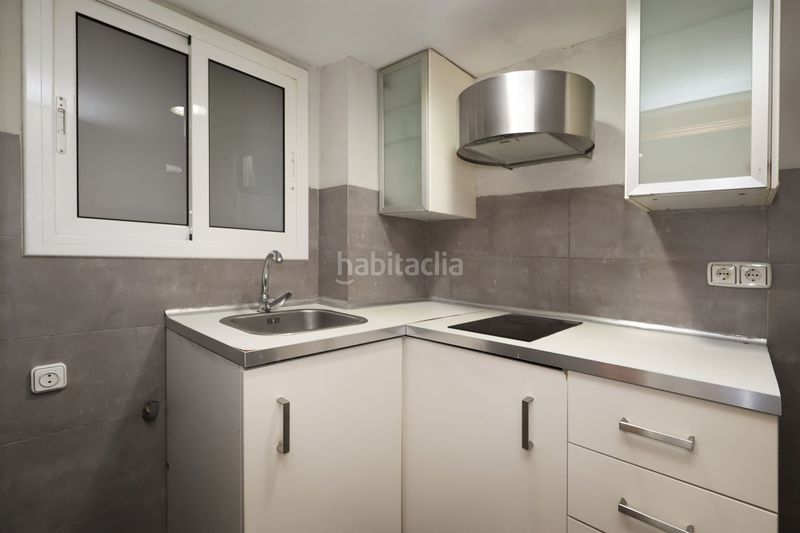 Foto c07e52c1-77e4-45c4-8de2-f0a96135f9f6. Pis a L´Antiga Esquerra de l´Eixample Barcelona