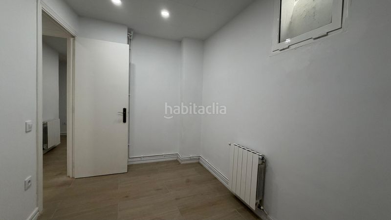 Foto 3c22eb71-b4ba-411f-9bfc-a424de4bce45. Loft amb calefacció a El Camp de l´Arpa del Clot Barcelona