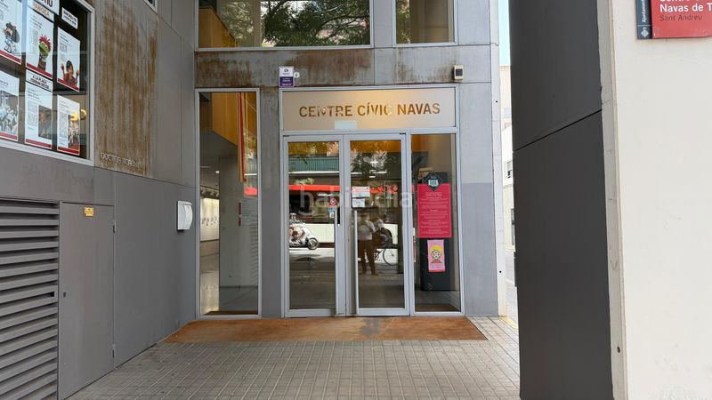 Foto 79264e46-0d4d-4b5b-8504-83641e2092df. Loft amb calefacció a El Camp de l´Arpa del Clot Barcelona
