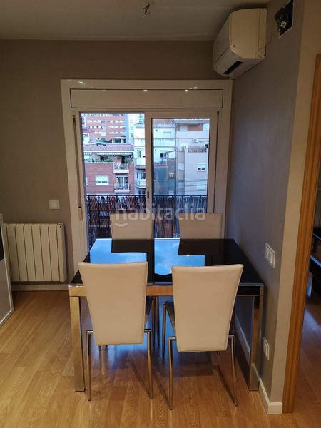 Foto 3647270b-72b3-43a8-ae15-6184a2e653a9. Pis a Carmel Barcelona