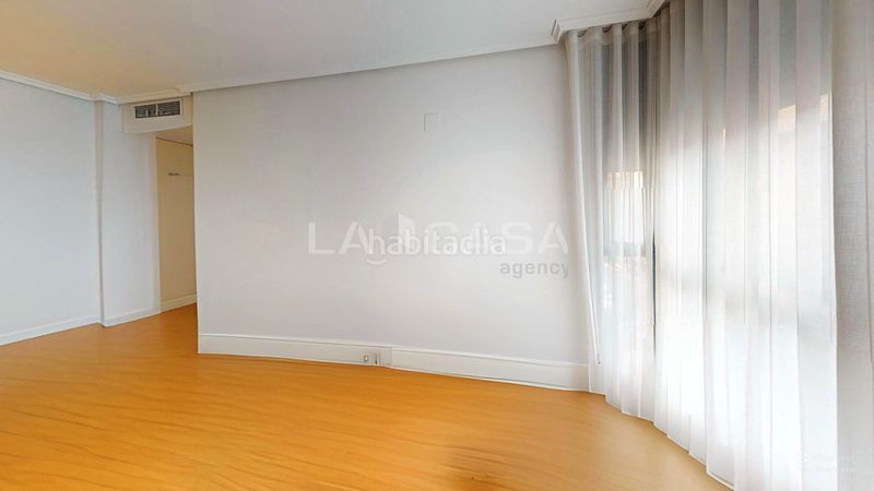 Foto cffacef3-6312-485d-ba98-2f8708f090fb. Pis amb calefacció aparcament a Aiora Valencia