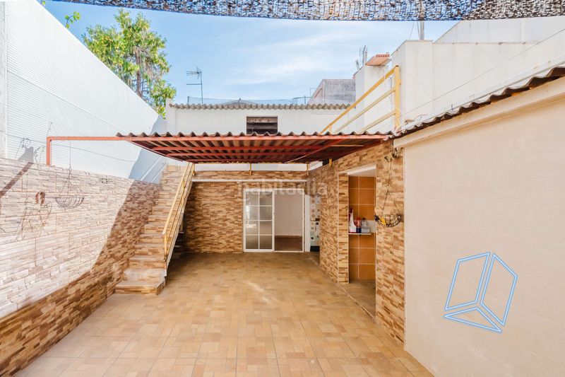 Foto c44d9150-a3a6-4f31-92e8-f8ef43c7f02e. Planta baja en Passeig Maragall Gavà