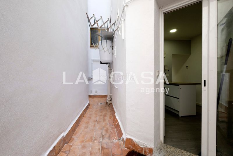 Foto 31f15cc8-5b1d-4145-a32e-a08582ced0a5. Planta baja en Horta Barcelona