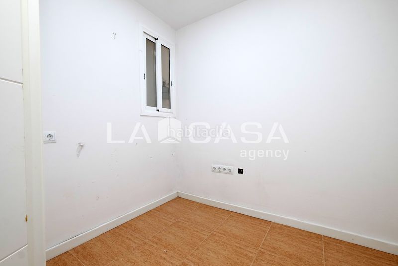 Foto 8d9f8b5b-7e02-485a-9997-8139317dcc3f. Planta baja en Horta Barcelona