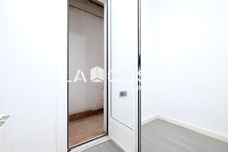 Foto bb61dd91-3d3f-4439-b783-b076cf735ddc. Planta baja en Horta Barcelona