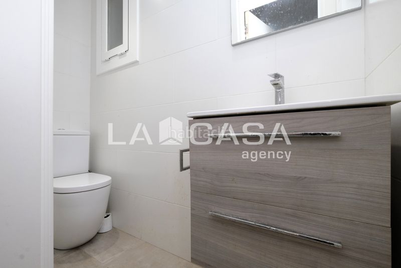 Foto c9ea4037-4bea-4d6c-a0be-362668ecacaf. Planta baja en Horta Barcelona