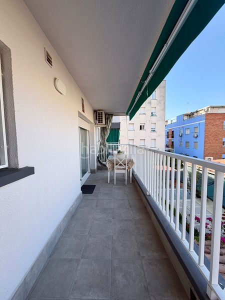 Foto b766dab6-922e-47b9-8e9a-fcf39c2f602b. Pis a Segur Platja Segur de Calafell