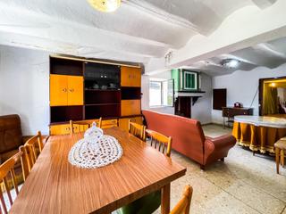 Casa a Requena. Casa de pueblo en venta en requena