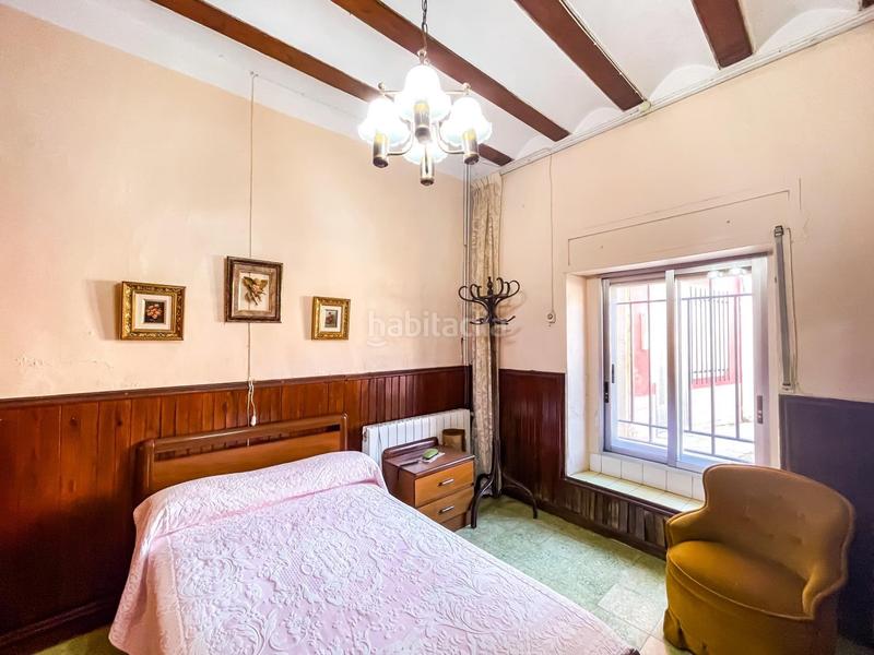 Foto 695f7bcf-2aa5-4047-96b4-ee79a14b8676. Casa te presentamos una encantadora casa de pueblo en venta en Caudete de las Fuentes