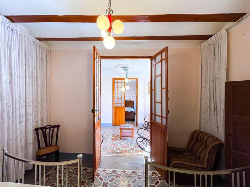 Foto c557e28b-fd58-4b0a-89a0-88d100669107. Casa te presentamos una encantadora casa de pueblo en venta en Caudete de las Fuentes