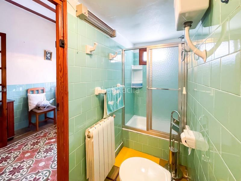 Foto c6ee8f6e-684d-424c-a9f9-1f46739d6e17. Casa te presentamos una encantadora casa de pueblo en venta en Caudete de las Fuentes