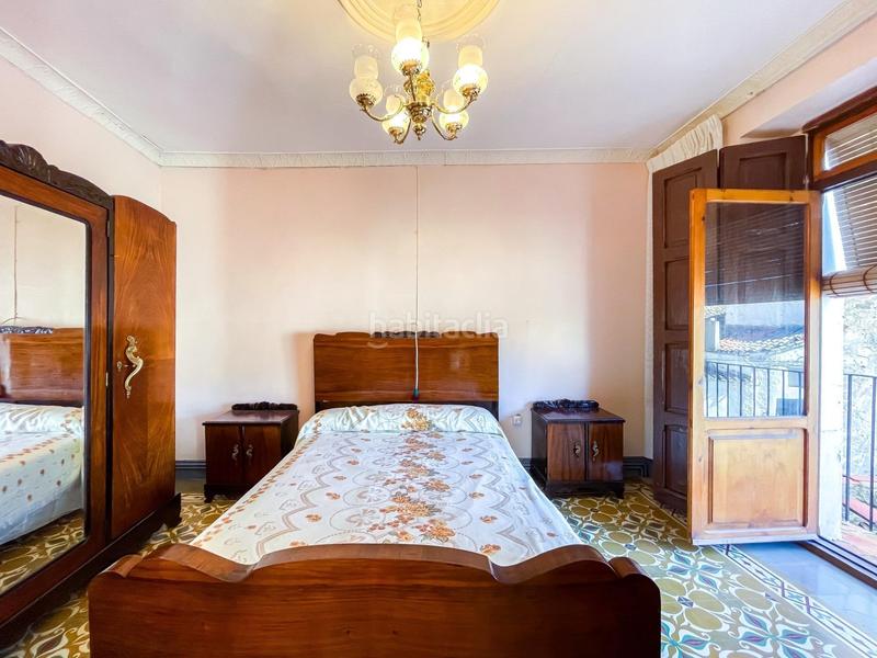 Foto f7e8ea8b-a741-47c2-b059-02d97a433bda. Casa te presentamos una encantadora casa de pueblo en venta en Caudete de las Fuentes