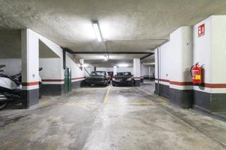 Aparcament cotxe a Russafa. Plaza de garaje en venta en valencia