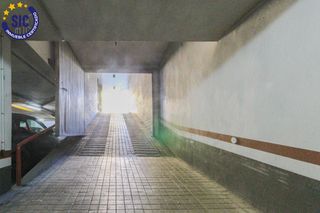 Aparcament cotxe a Russafa