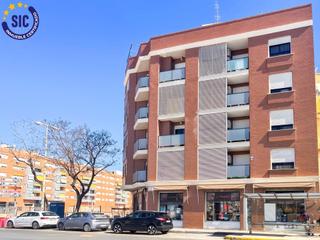 Appartamento  Calle olivereta. Magnífico piso en venta en manises