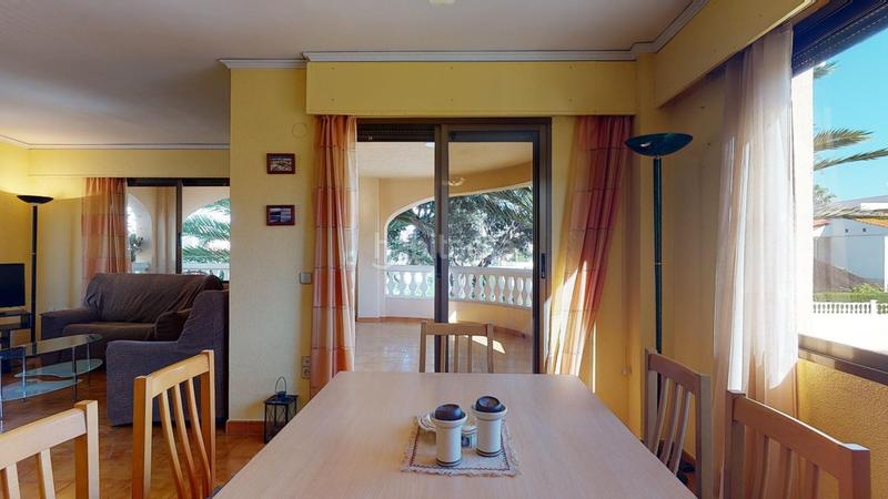 Foto 756f9514-eb20-4002-8a9c-e2e910290020. Chalet una joya en la playa en Xeraco