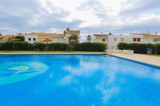 Towny house in Playa del Puig. Imagina tu casa en primerísima línea de la playa de el puig con