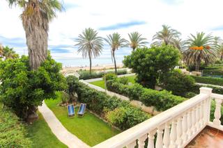 Maison jumelée à Playa del Puig. Imagina tu casa en primerísima línea de la playa de el puig con