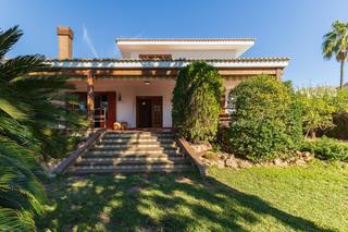 Location Chalet  Calle cirerers. Chalet en alquiler en urb. cruz de gracia