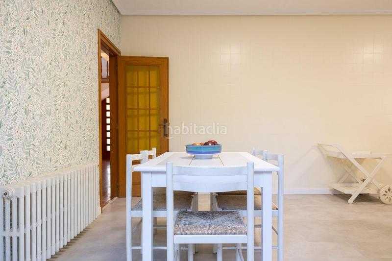 Foto 07d32d81-9f04-49ce-94e9-bfca6e7cd8db. Miete chalet mit heizung parking pool in Godella