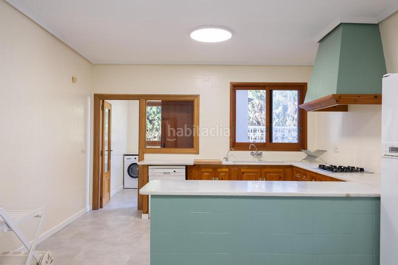 Foto 284a463c-8620-47ce-965e-753c61b3784a. Miete chalet mit heizung parking pool in Godella