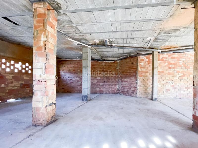 Foto 2d146899-b2a9-4459-8351-04ad01e0dded. Alquiler local comercial en calle constitucion 69 local comercial en Requena