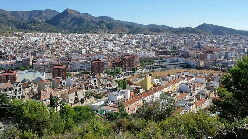 Foto 16691ce7-a680-4d17-b67b-de96d48c08bf. Terreno residencial terreno urbano en la vall duxó frente a las cuevas de san josé en Vall d´Uixó (la)