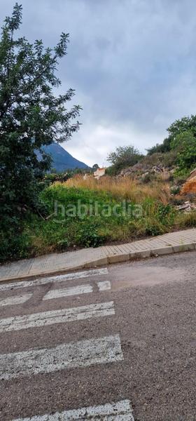 Foto a5274f27-338d-4d58-bf4f-495f0c048c00. Terreno residencial terreno urbano en la vall duxó frente a las cuevas de san josé en Vall d´Uixó (la)