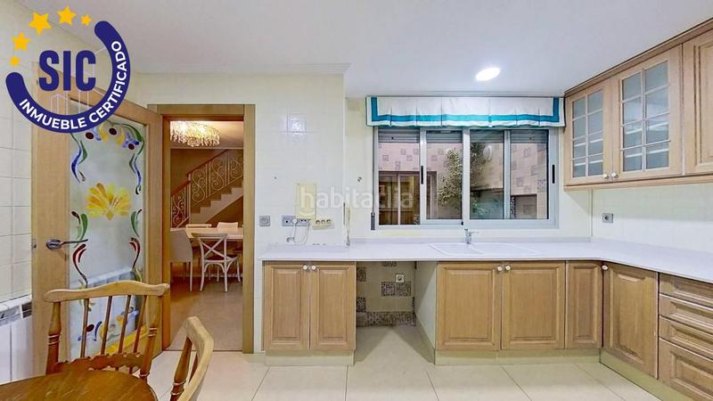 Foto 54d91428-5c5b-475a-880f-af6ce2cd8959. Country house with heating in Centro Chiva