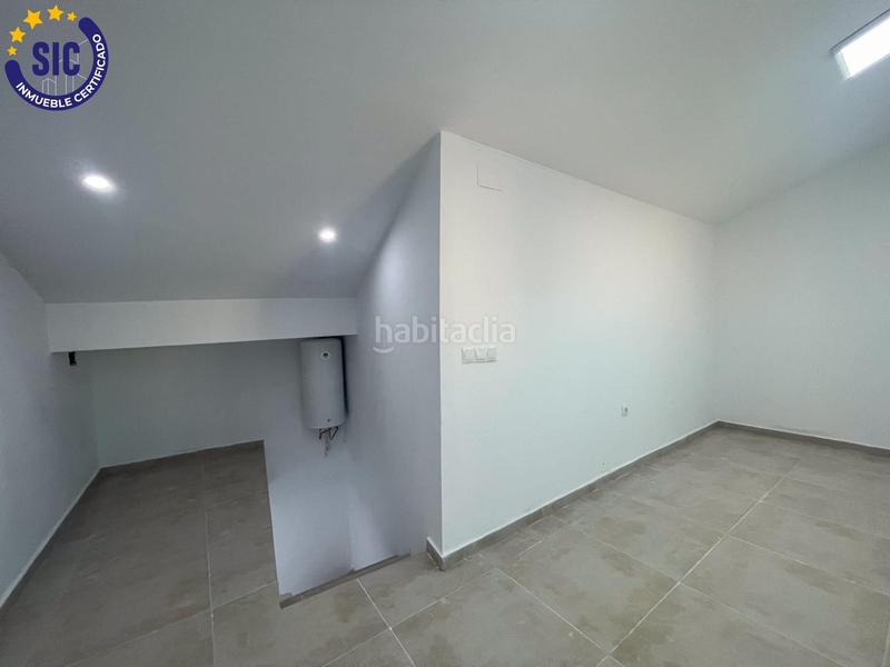Foto 4d23686c-35e9-498d-9df1-95ce94371870. Casa en Requena