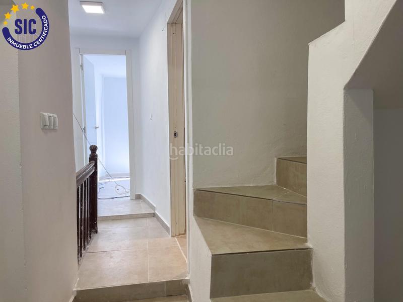 Foto 8afcf1f8-3d60-46fc-a43e-eec83df3bf51. Casa en Requena