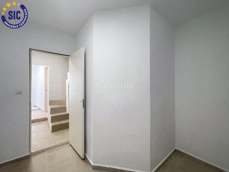 Foto 8e6b478e-363a-43cf-bbda-696c982d861e. Casa en Requena