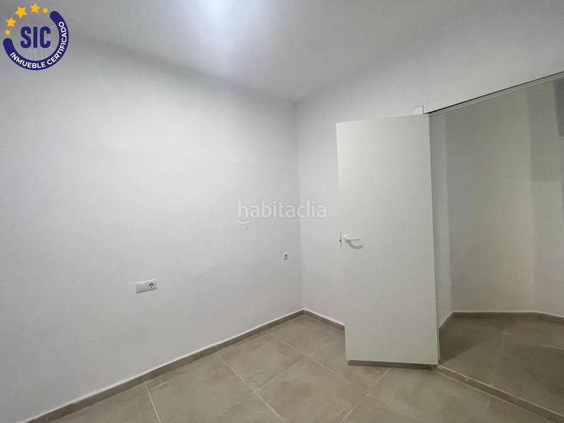 Foto cfe10377-aa10-4218-9fc3-ee40070ed7e3. Casa en Requena