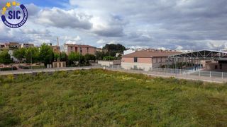 Terreno residenziale  Corts valencianes. Oportunidad para promotores  solar urbano para 8 chalets en lalc
