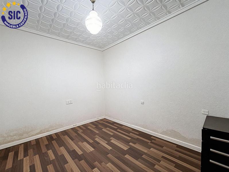 Foto 1d32fa36-8fe2-49f0-bea0-3cafd7a09234. Piso oportunidad! amplio piso en avenida giorgeta, en Valencia