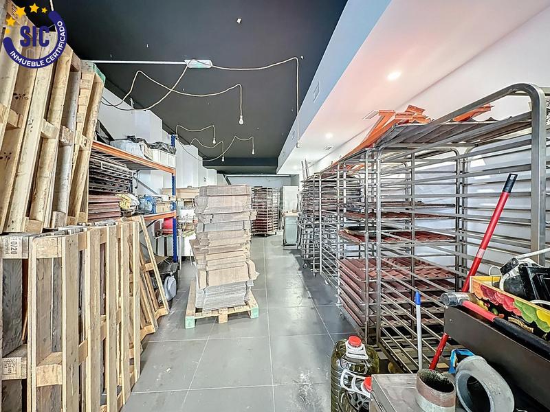 Foto 051ecf27-7631-4d32-9e18-45fe62617f39. Local commercial dans Marxalenes Valencia